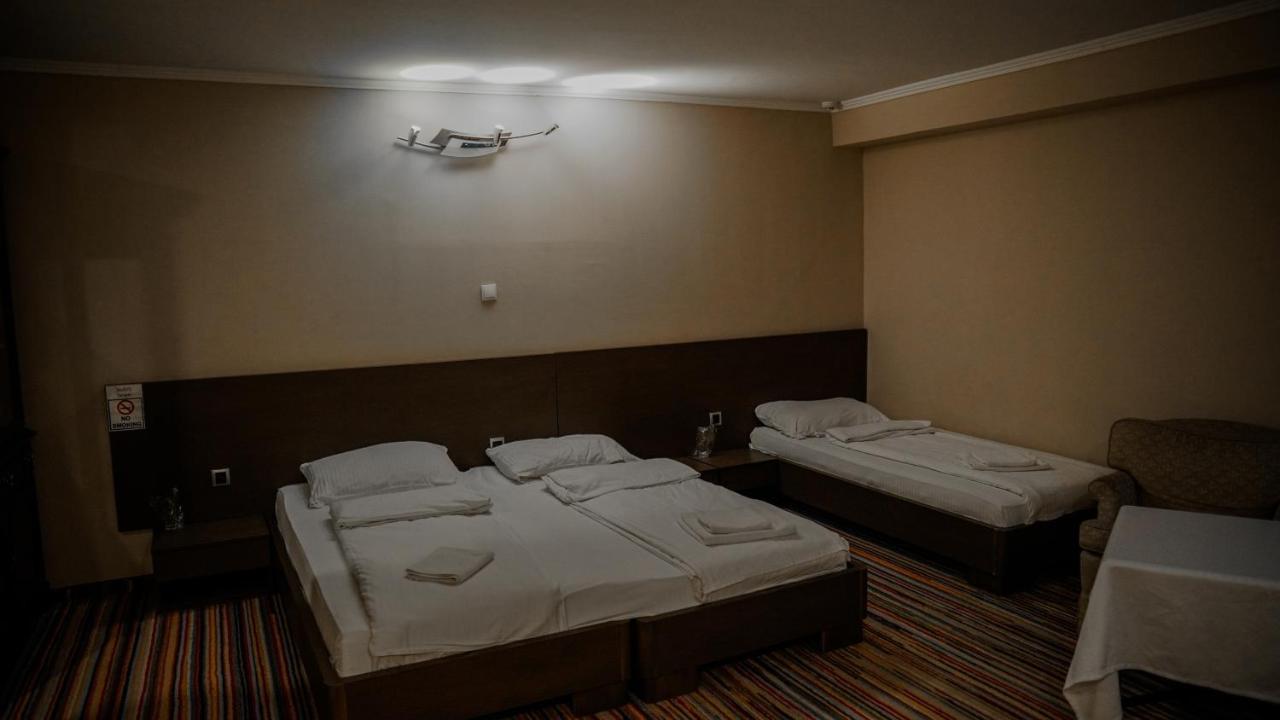 Sky Hotel Sarajevo Extérieur photo