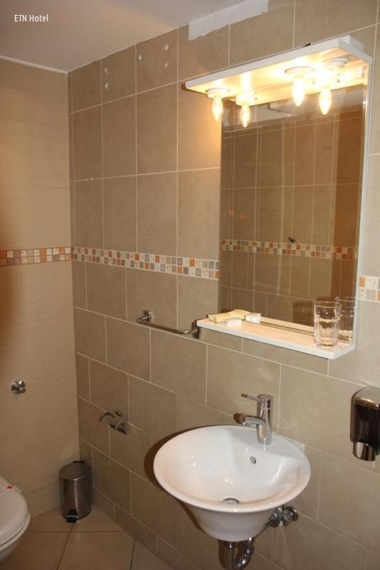 Sky Hotel Sarajevo Extérieur photo