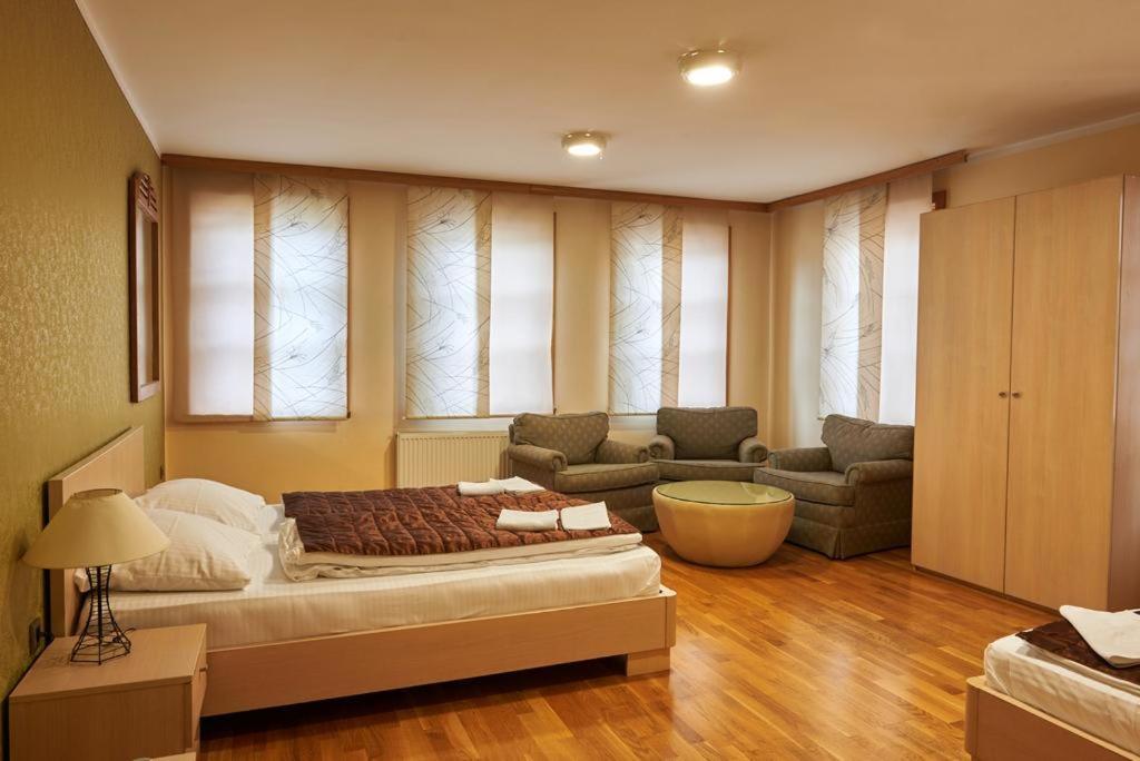 Sky Hotel Sarajevo Extérieur photo